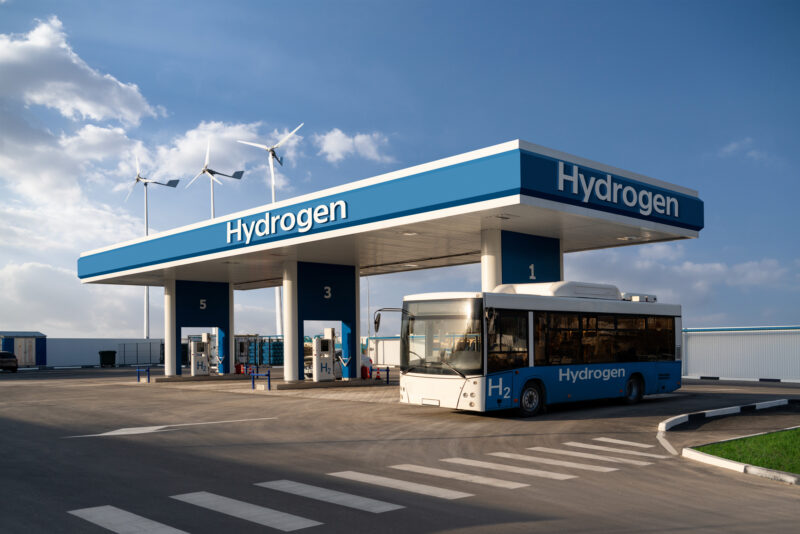 Hydrogen Trucks vs Electric Trucks